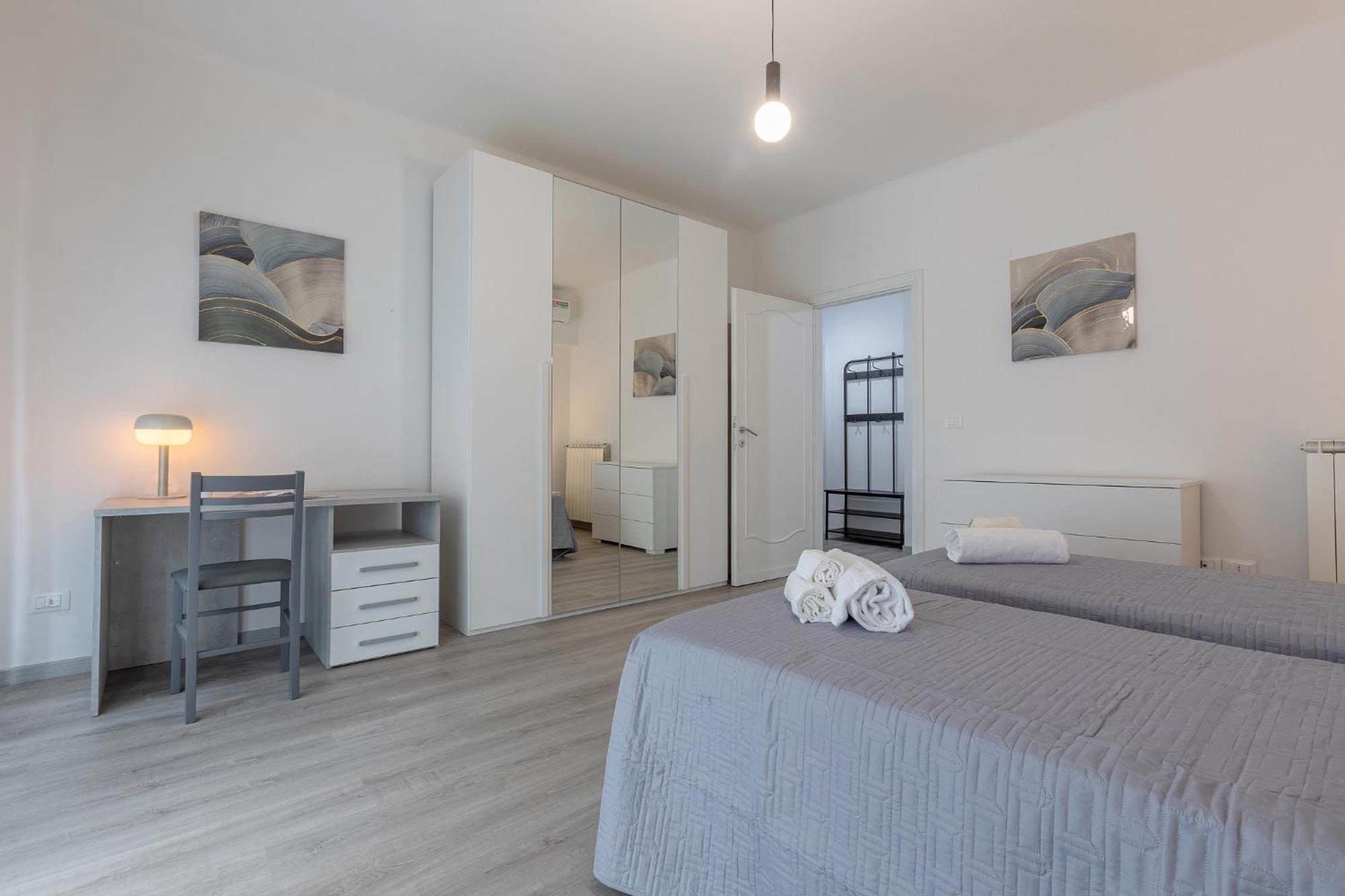 Matinum Central & Spacious Apartment Болоня Екстериор снимка