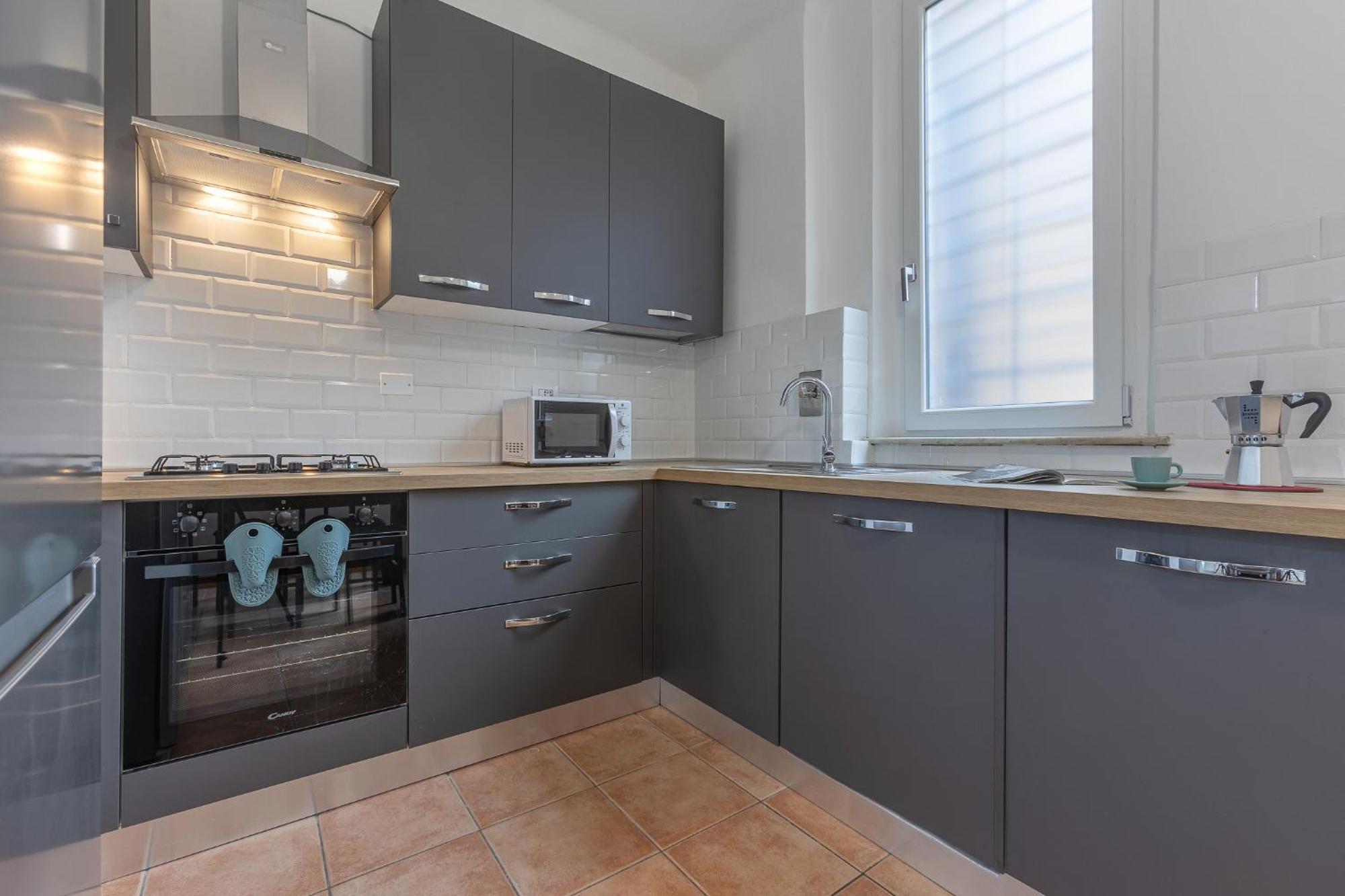 Matinum Central & Spacious Apartment Болоня Екстериор снимка